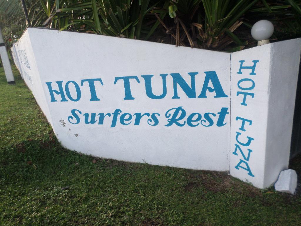 Hot Tuna Surfers Rest Midigama Bed and Breakfast Esterno foto